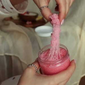 Rose Magnesium Sugar Body Scrub: Exfoliating Spa Gift (150g)