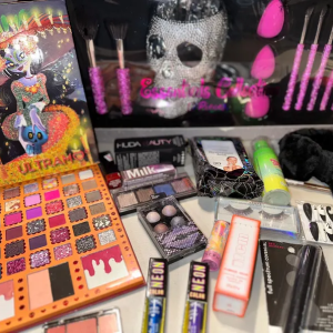 huge makeup brush set