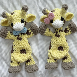 Crocheted Giraff Plushie - Stuffed Animals - Nellas Cottage - Giraffe - Baby Giraffe - Plushie - Giraffe Amigurumi - Crochet - Handmade